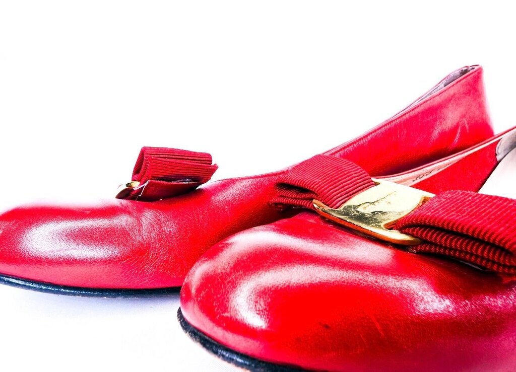 Salvatore Ferragamo Red Ballet Flats